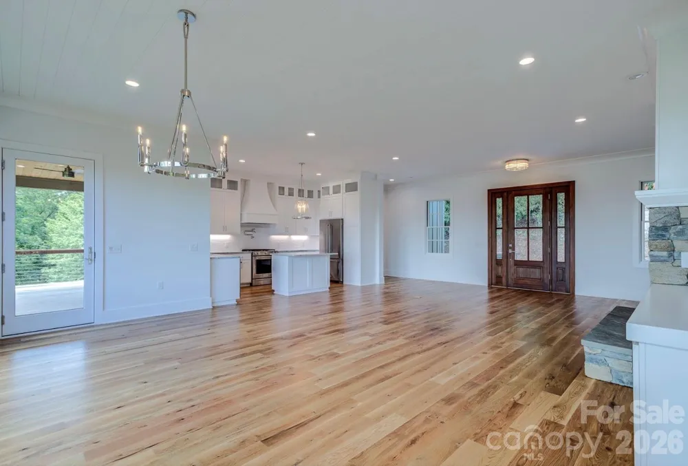 3434 Old Jonas Ridge Road Newland, NC 28657
