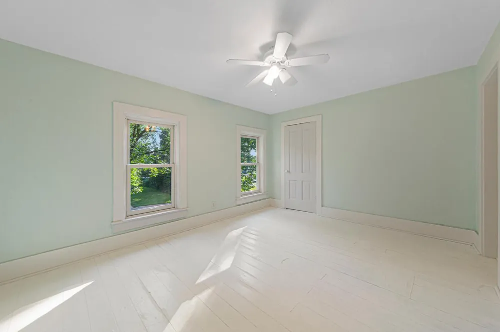 219 Davis Street Le Sueur, MN 56058
