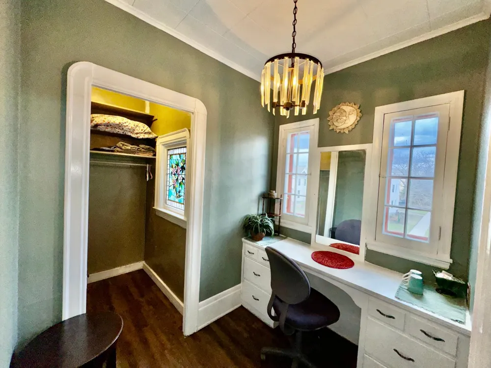 1464 Minnehaha Avenue W Saint Paul, MN 55104