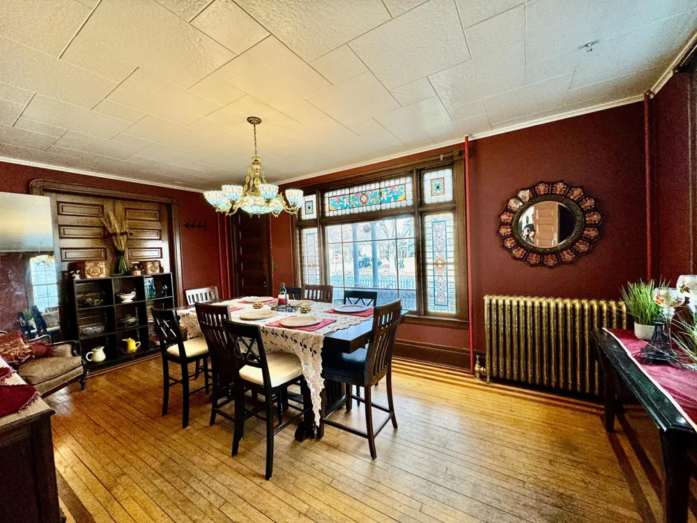 1464 Minnehaha Avenue W Saint Paul, MN 55104