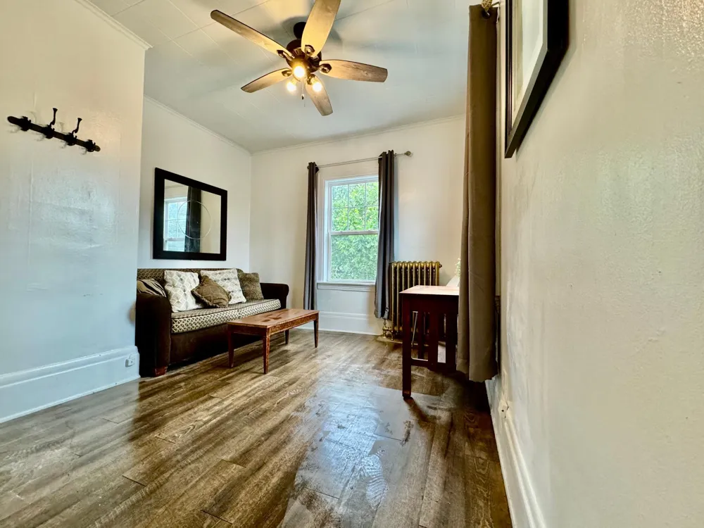 1464 Minnehaha Avenue W Saint Paul, MN 55104