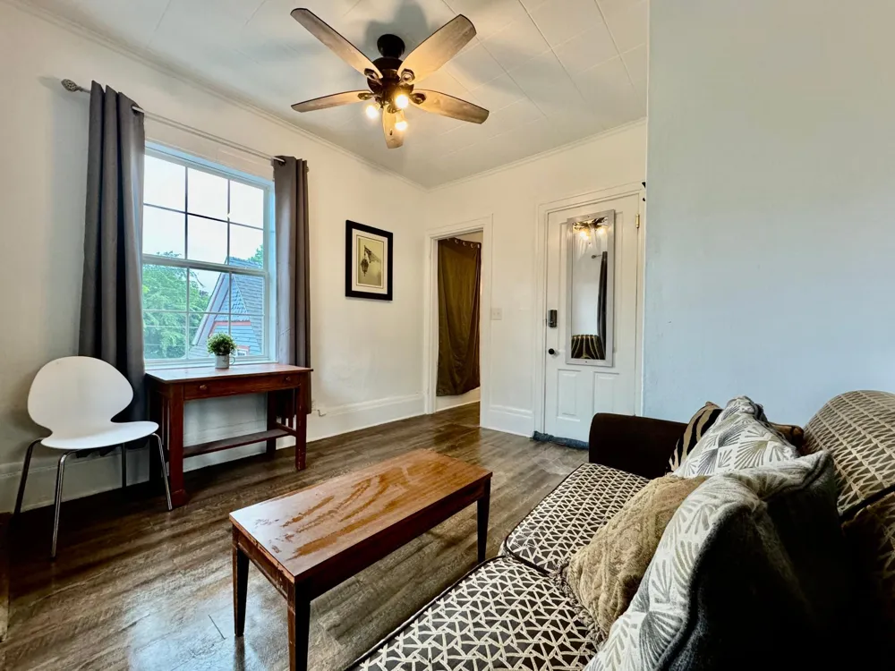 1464 Minnehaha Avenue W Saint Paul, MN 55104