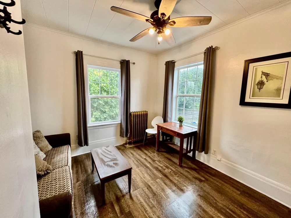 1464 Minnehaha Avenue W Saint Paul, MN 55104