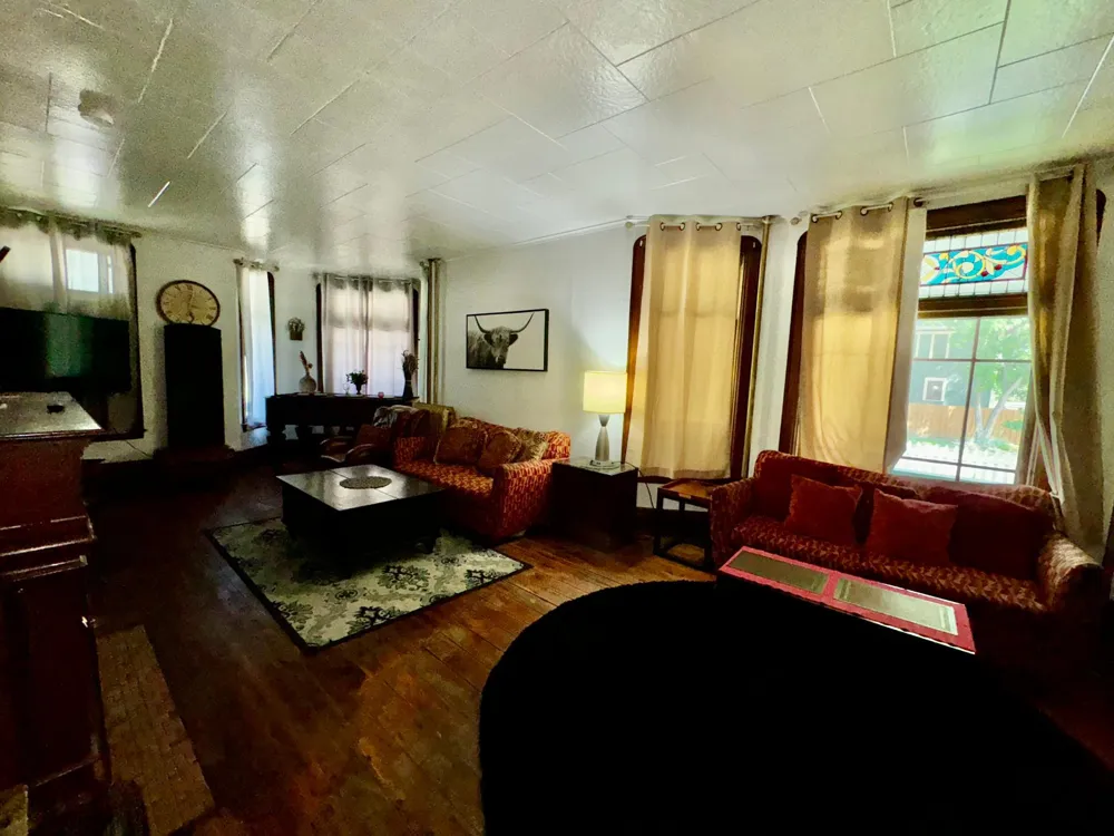 1464 Minnehaha Avenue W Saint Paul, MN 55104