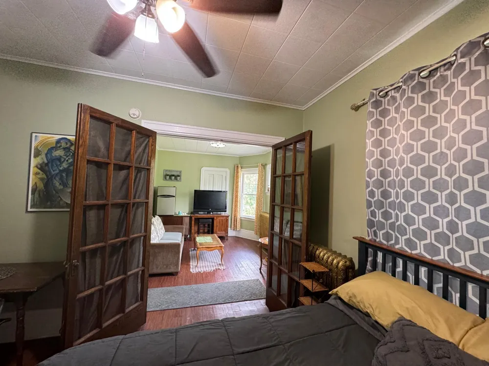 1464 Minnehaha Avenue W Saint Paul, MN 55104