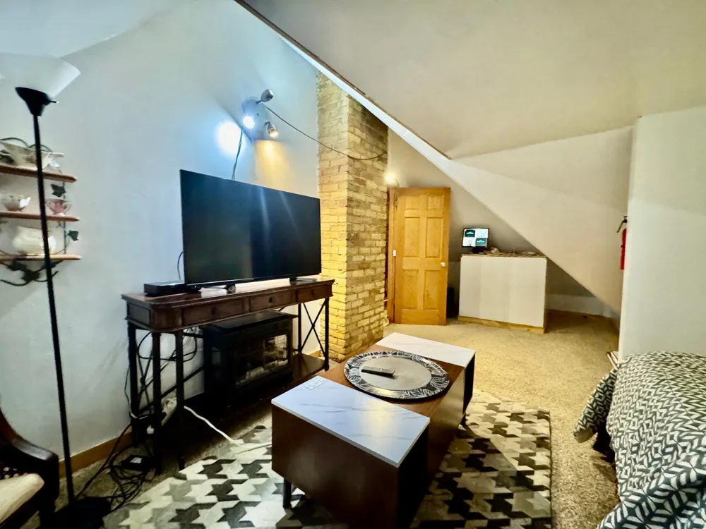 1464 Minnehaha Avenue W Saint Paul, MN 55104