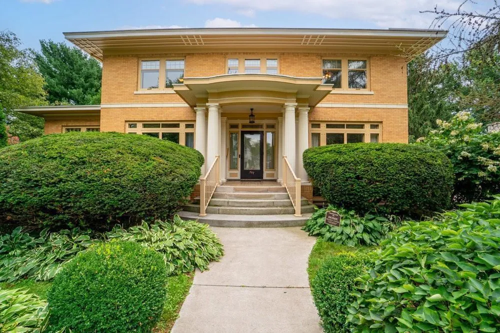 707 W Columbia Street Chippewa Falls, WI 54729