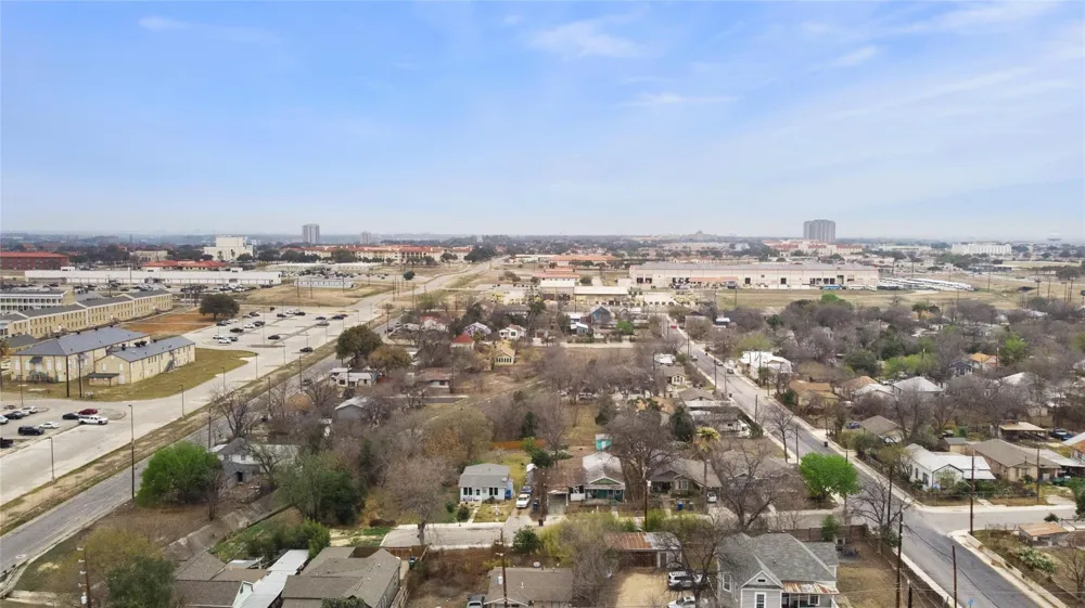 123 Gray Street San Antonio, TX 78208