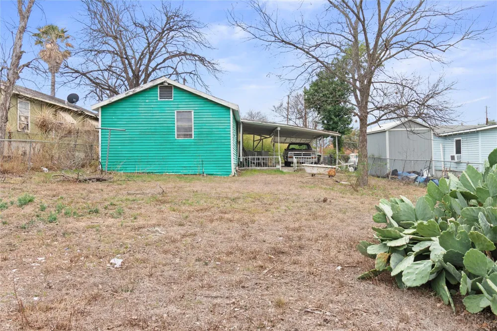 123 Gray Street San Antonio, TX 78208