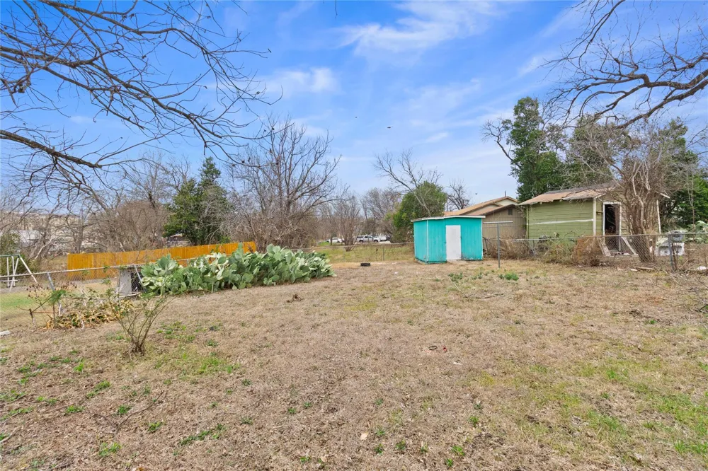 123 Gray Street San Antonio, TX 78208
