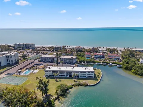3330 GULF OF MEXICO DRIVE #104D