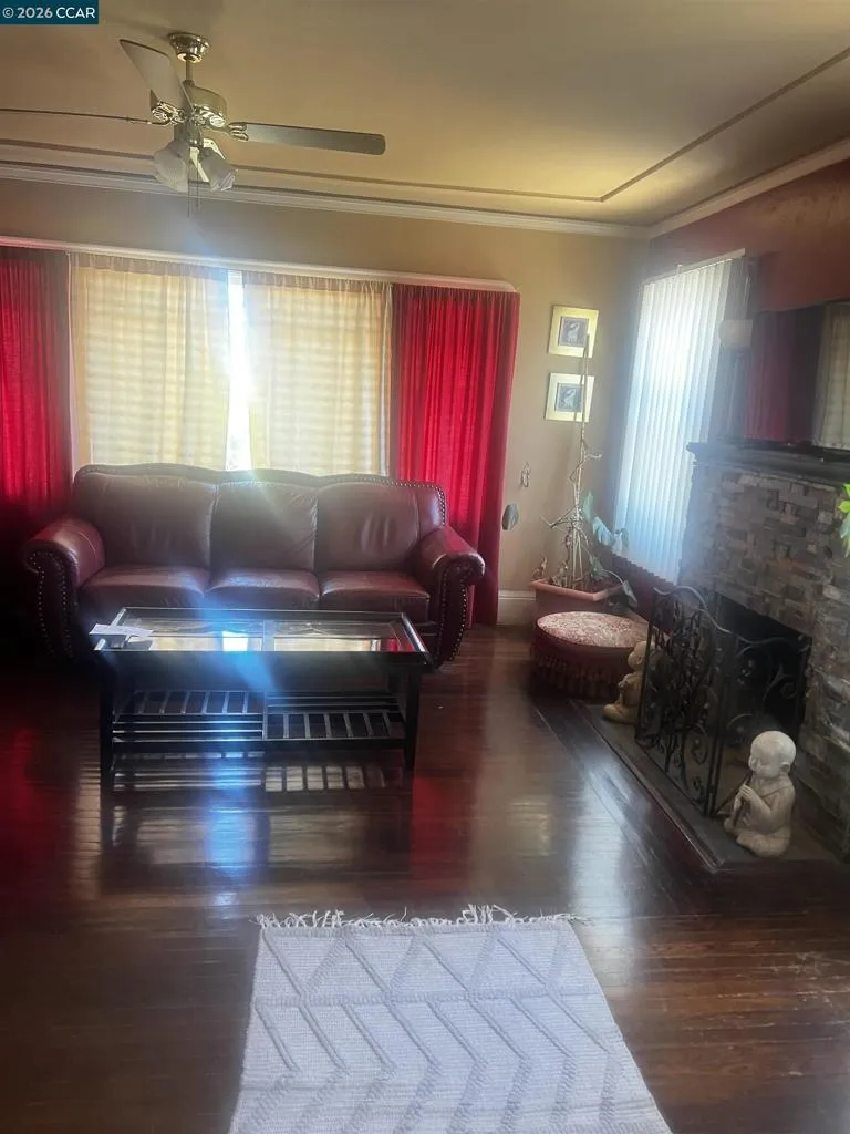 1161 64Th St Oakland, CA 94608