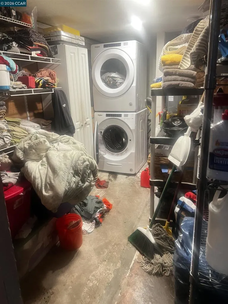 1161 64Th St Oakland, CA 94608