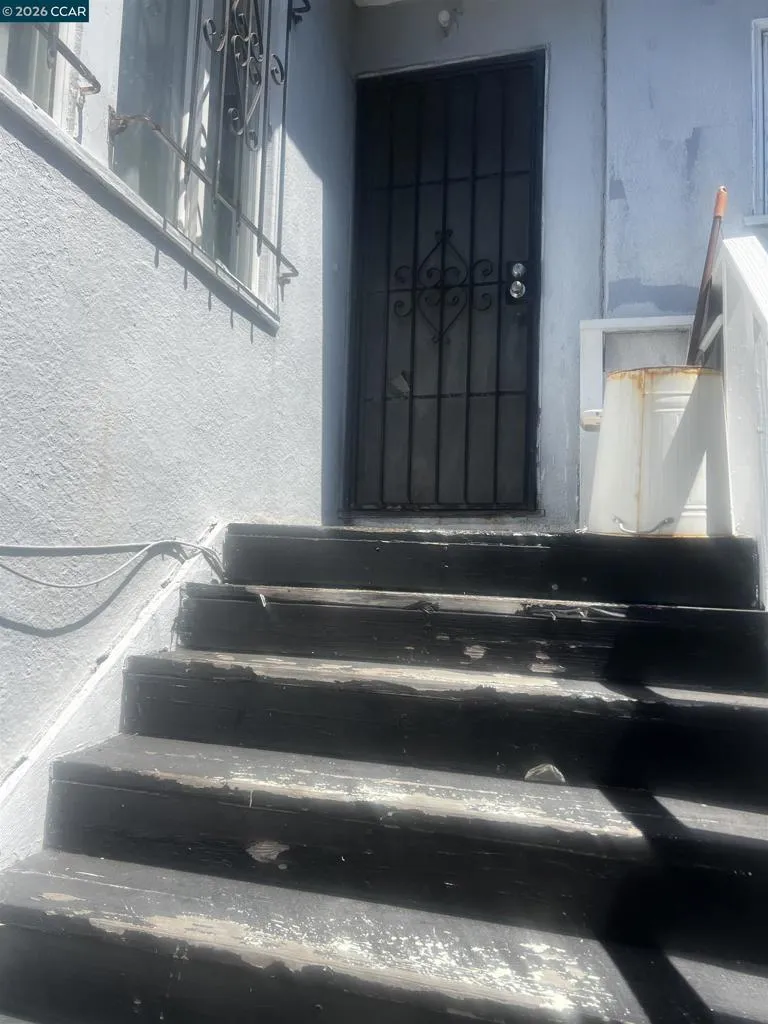 1161 64Th St Oakland, CA 94608