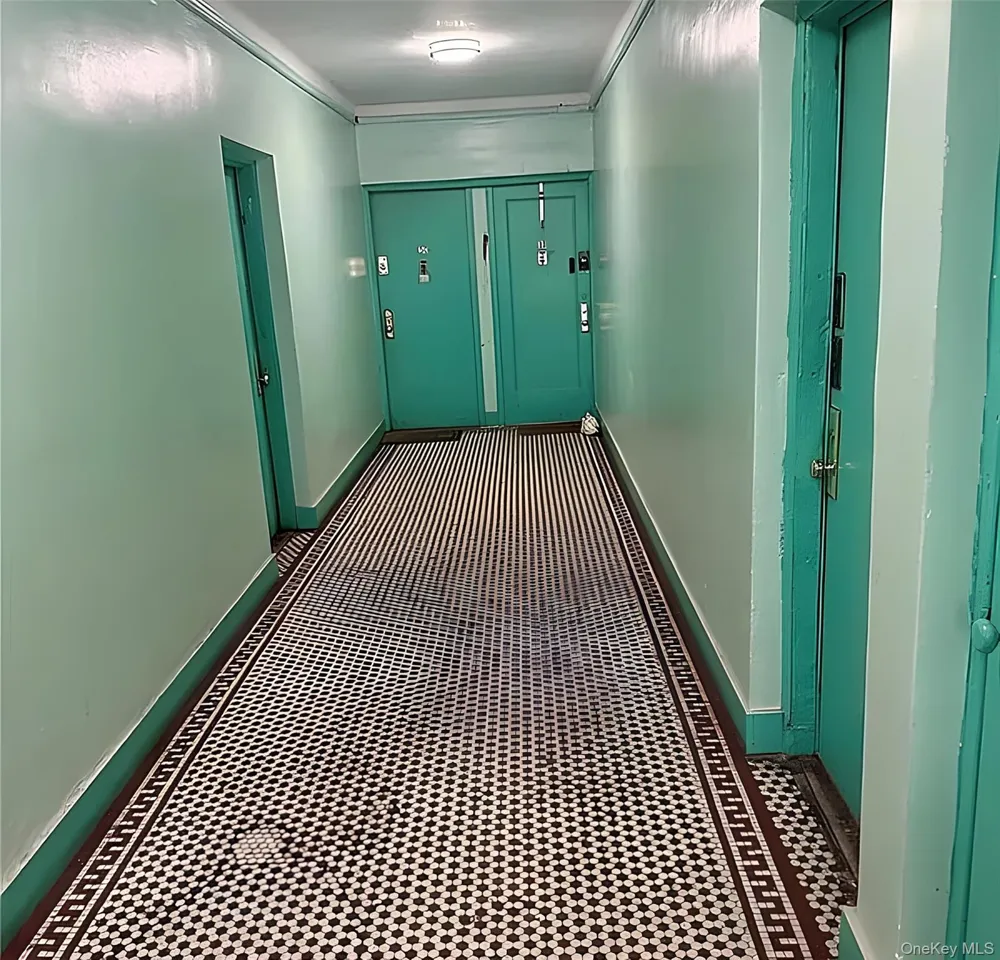1177 Anderson Avenue #3B Bronx, NY 10452
