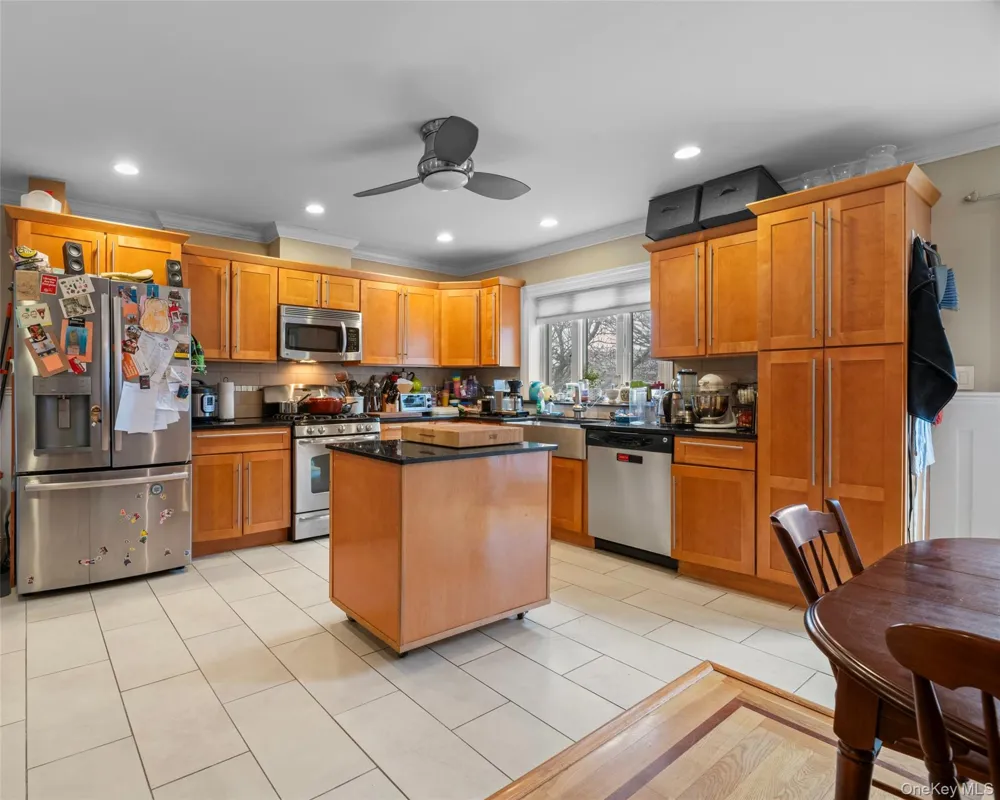 58-12 77th Place Middle Village, NY 11379