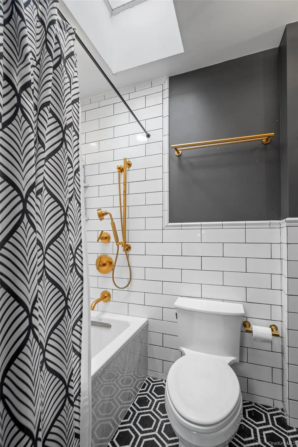 58-12 77th Place Middle Village, NY 11379