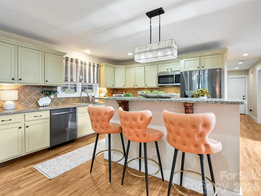 1645 Ivy Hill Road Marshall, NC 28753