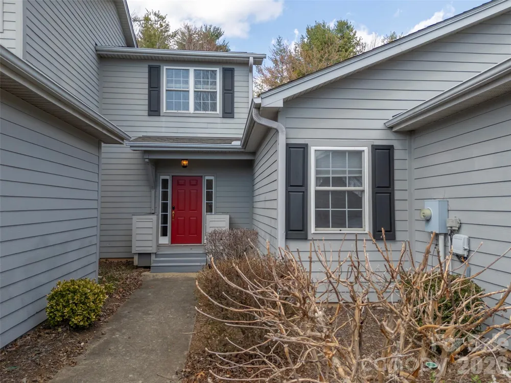 21 Holiday Drive Arden, NC 28704
