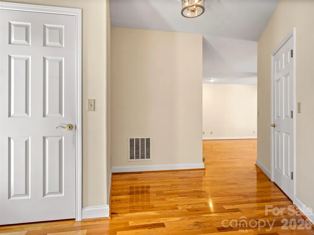 21 Holiday Drive Arden, NC 28704