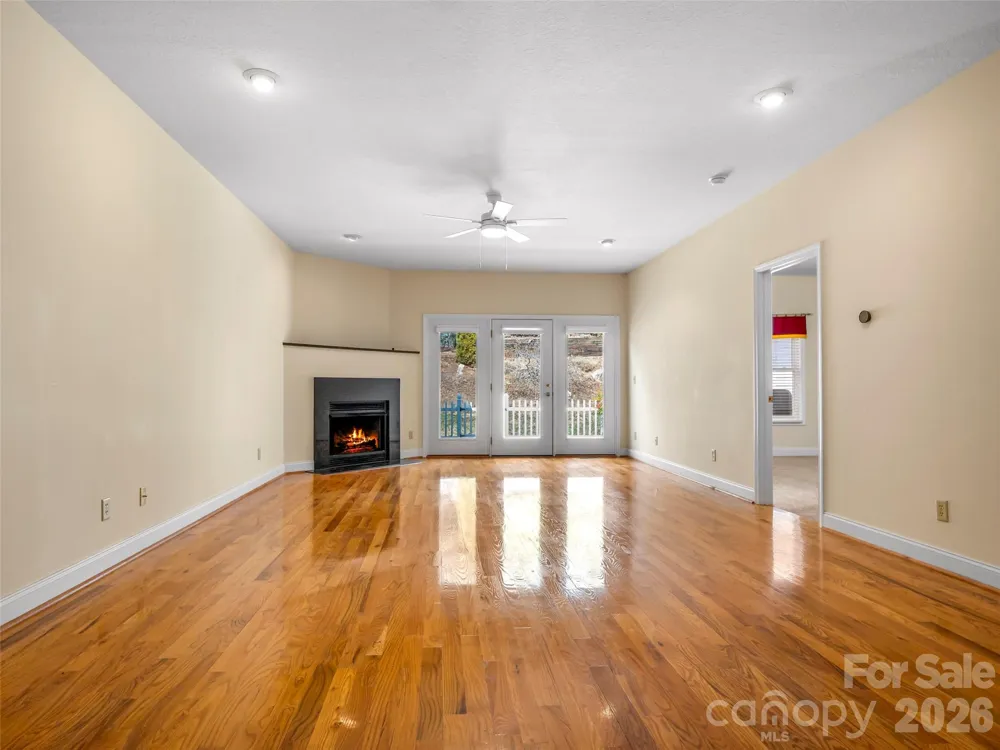 21 Holiday Drive Arden, NC 28704