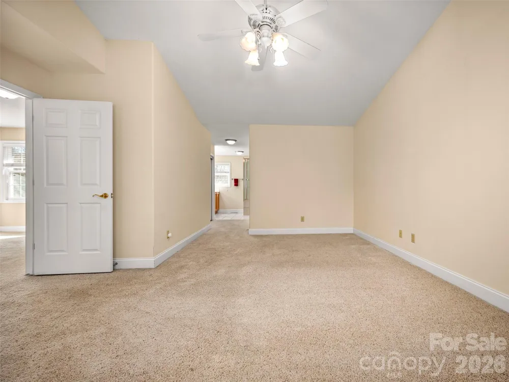 21 Holiday Drive Arden, NC 28704