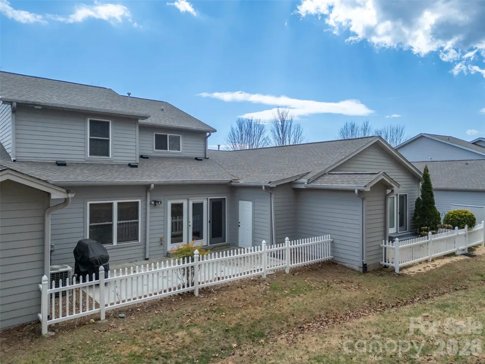 21 Holiday Drive Arden, NC 28704