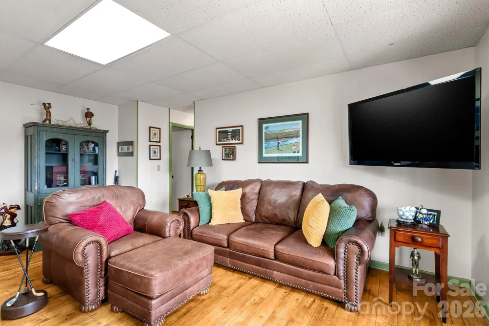 60 Little Creek Drive Canton, NC 28716