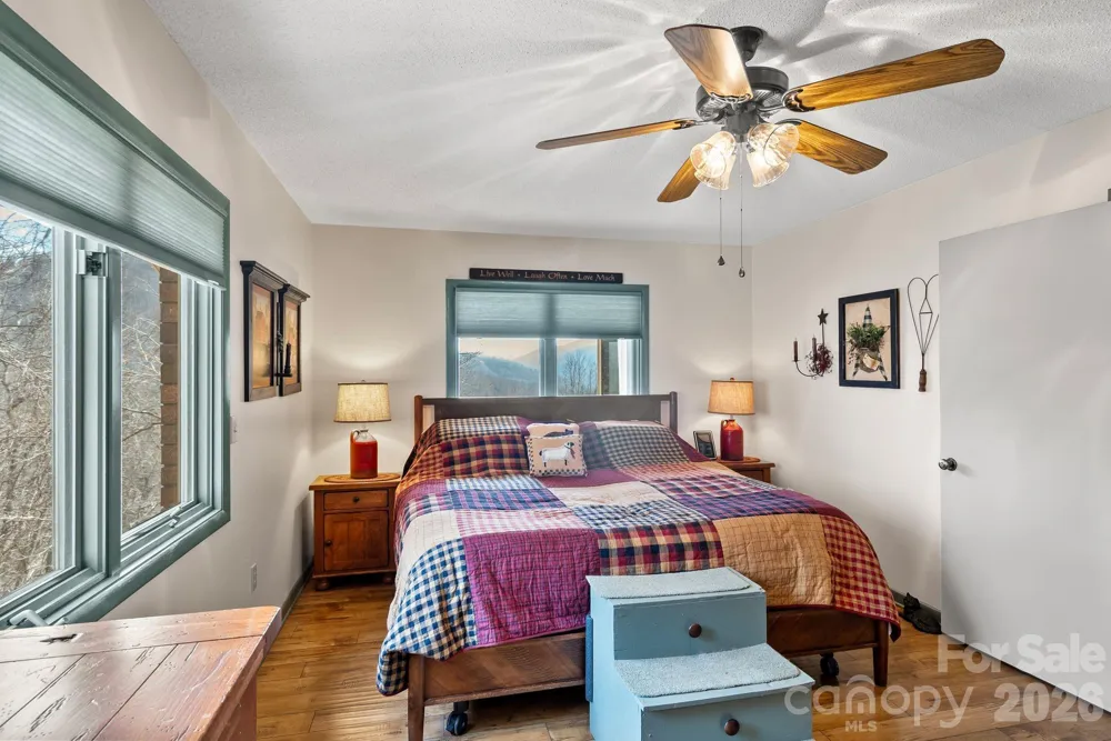 60 Little Creek Drive Canton, NC 28716