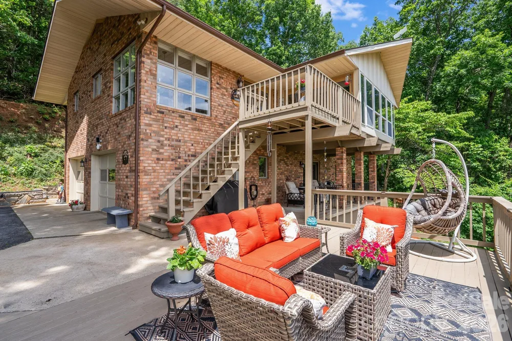 60 Little Creek Drive Canton, NC 28716
