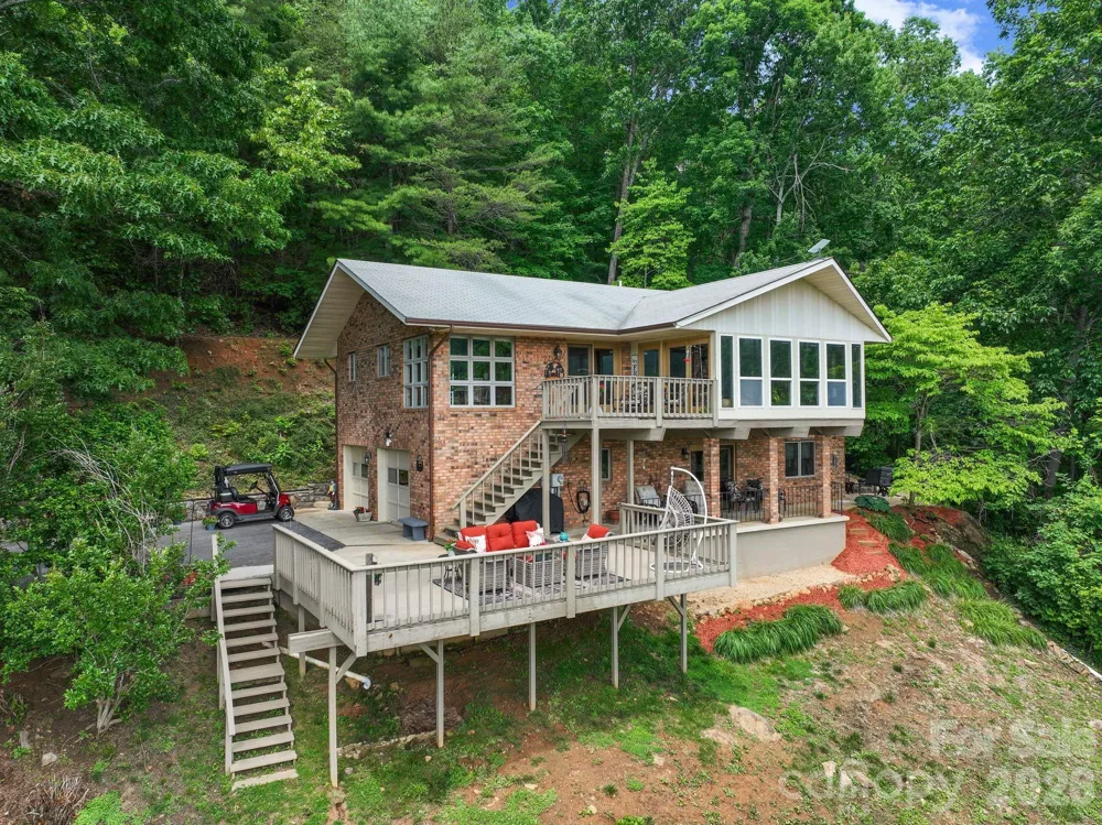 60 Little Creek Drive Canton, NC 28716