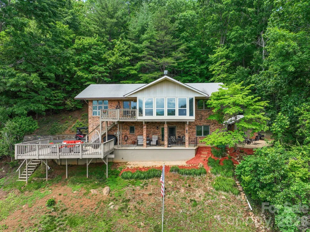 60 Little Creek Drive Canton, NC 28716
