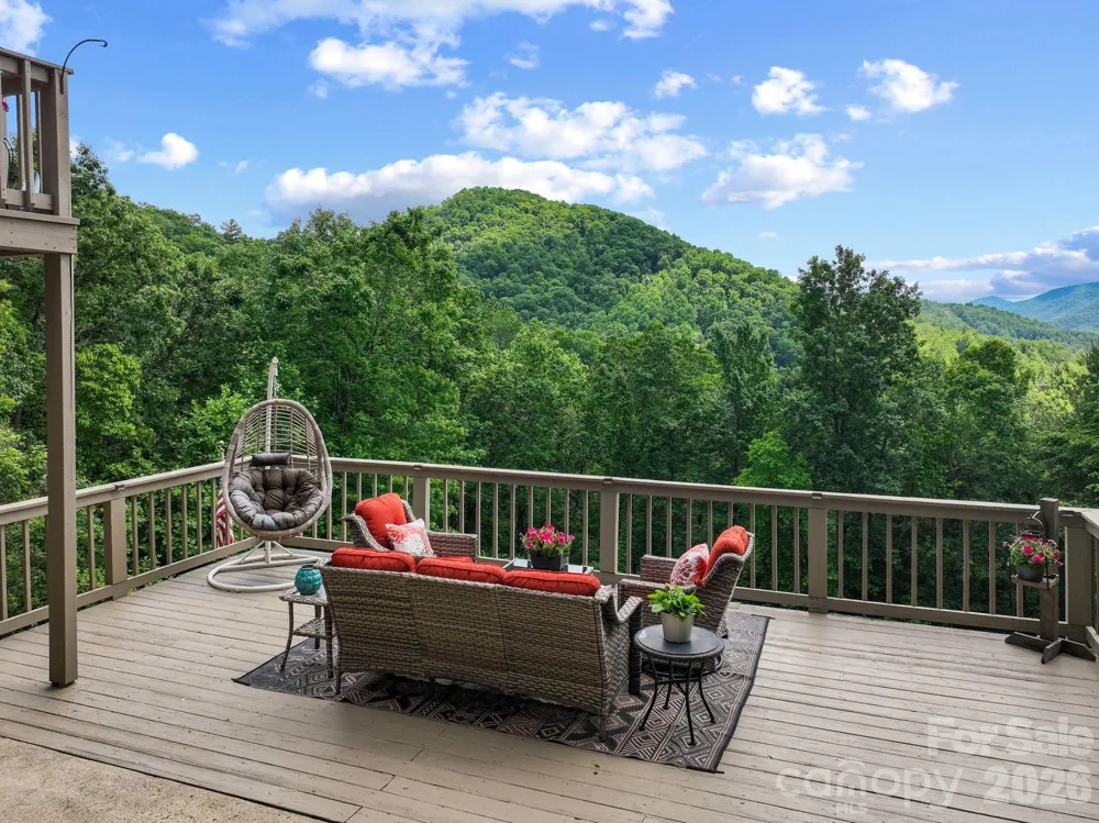 60 Little Creek Drive Canton, NC 28716