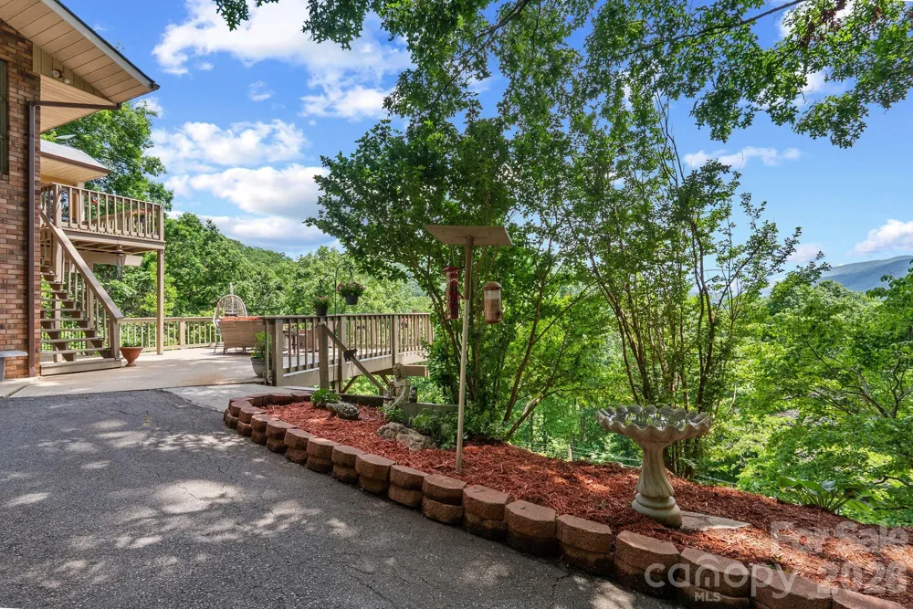 60 Little Creek Drive Canton, NC 28716
