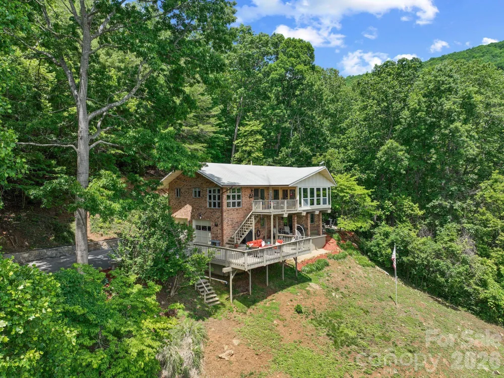 60 Little Creek Drive Canton, NC 28716