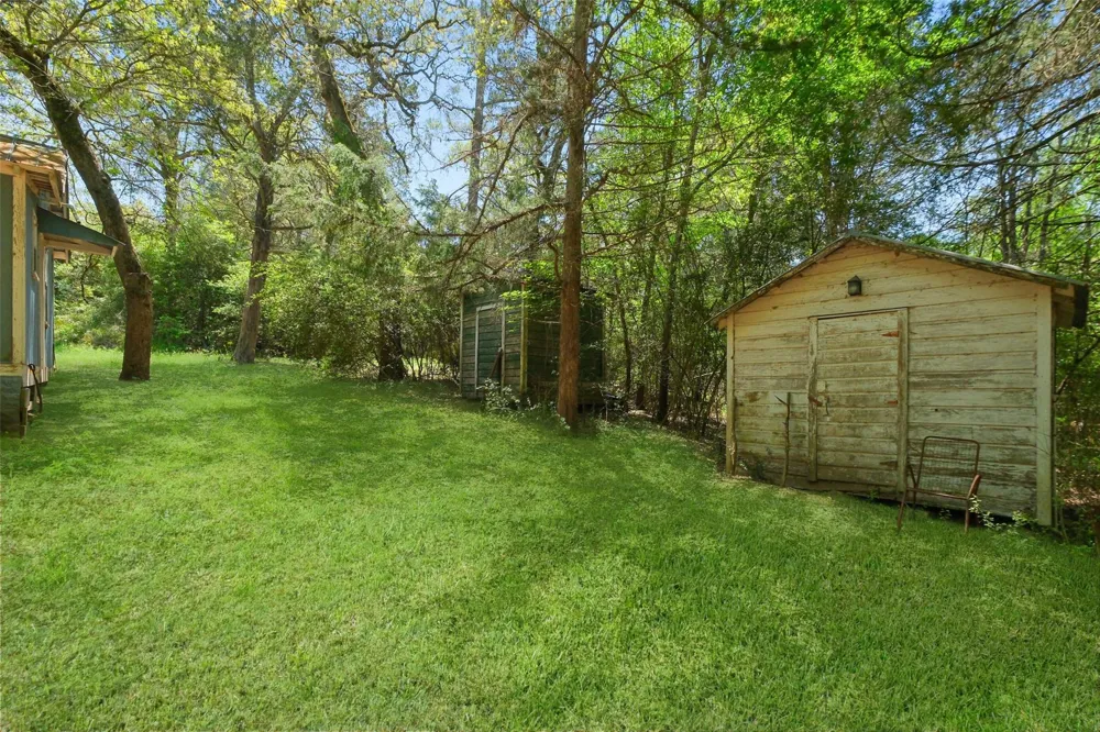 24718 Squirrel Road New Ulm, TX 78950