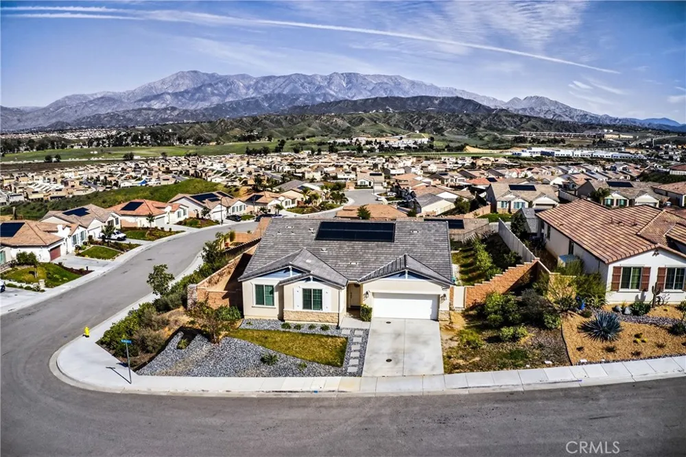 1512 Yucca Court Calimesa, CA 92320