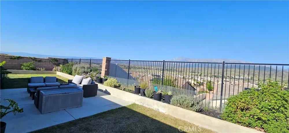 1512 Yucca Court Calimesa, CA 92320