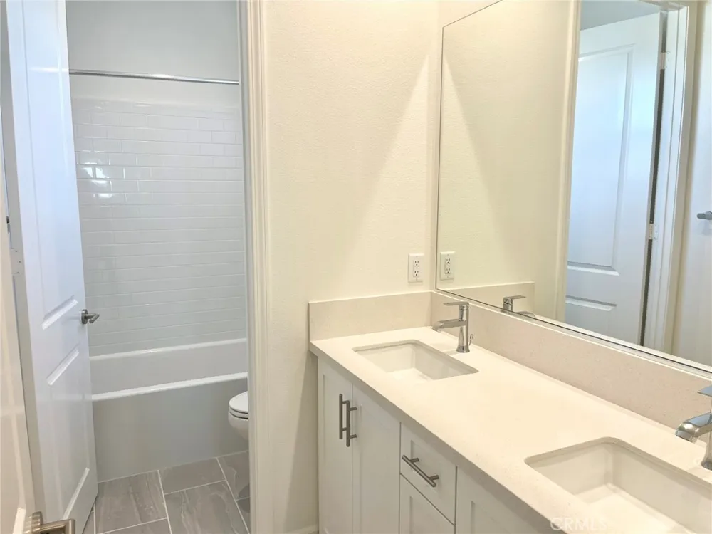 10757 Citrus Drive Ventura, CA 93004