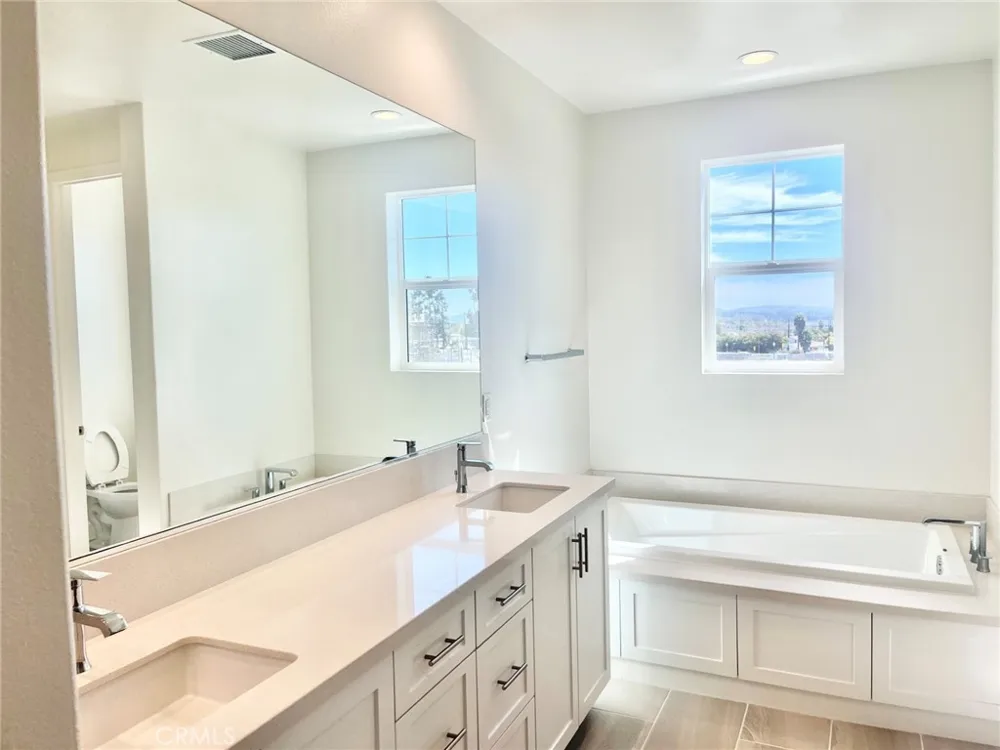 10757 Citrus Drive Ventura, CA 93004