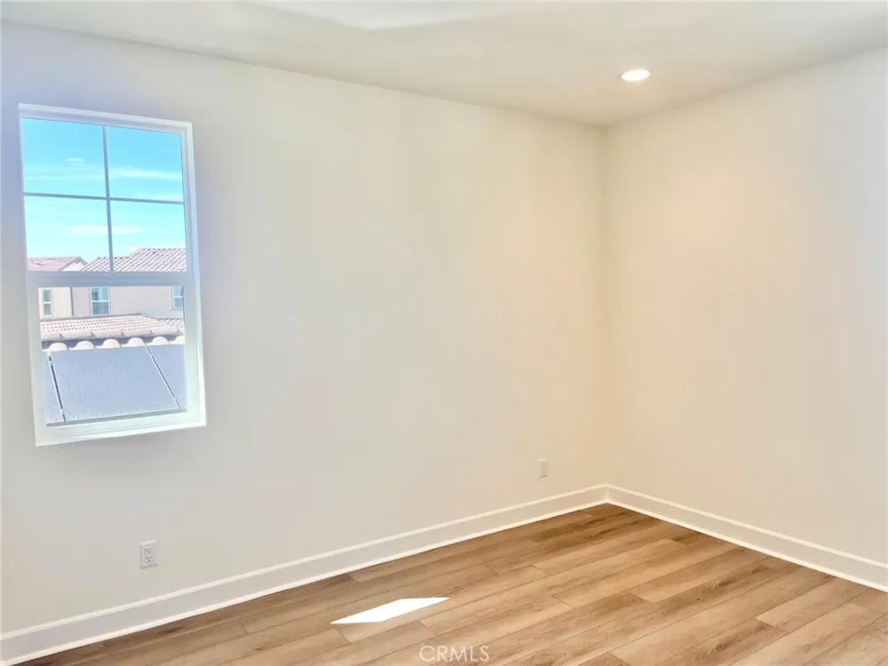 10757 Citrus Drive Ventura, CA 93004