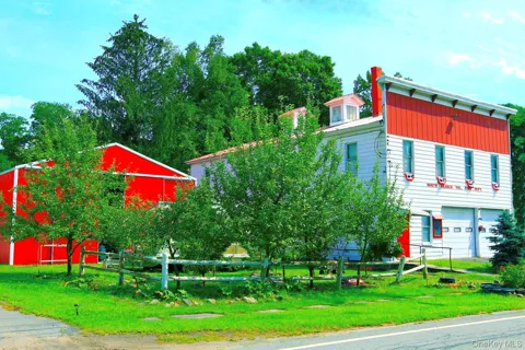 876 Branch Hortonville Road