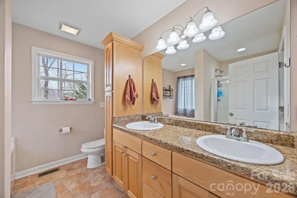 400 Honey Locust Trail Whittier, NC 28789