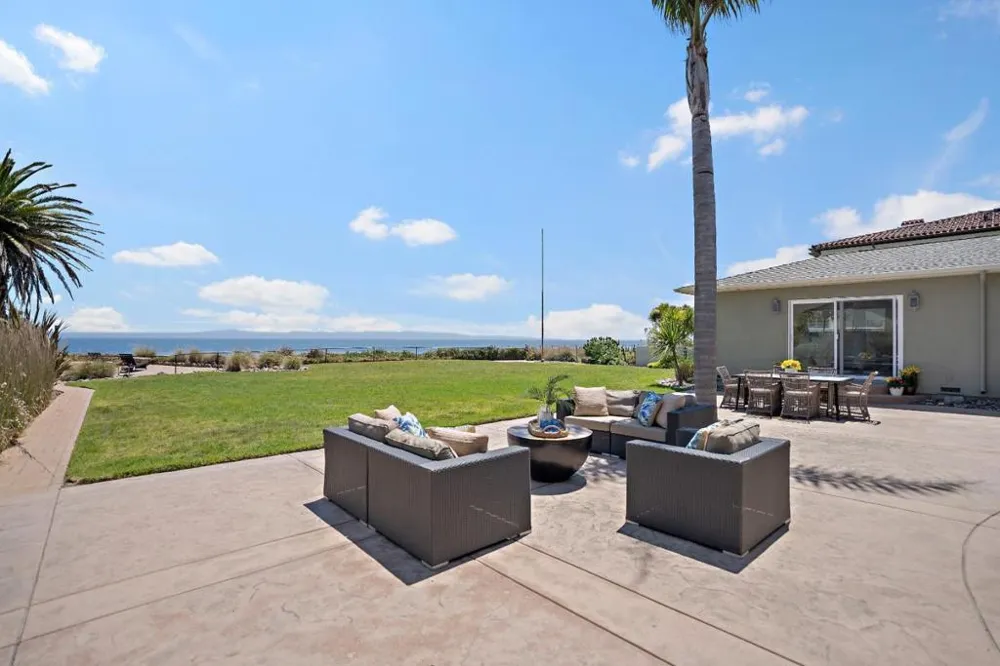 4120 Opal Cliff Drive Santa Cruz, CA 95062