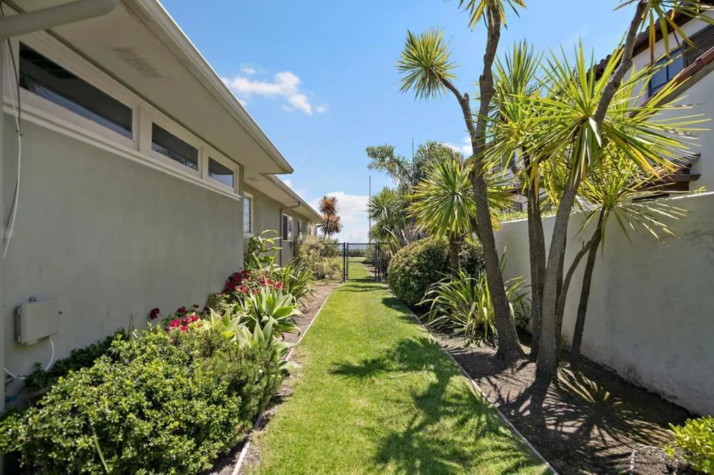 4120 Opal Cliff Drive Santa Cruz, CA 95062