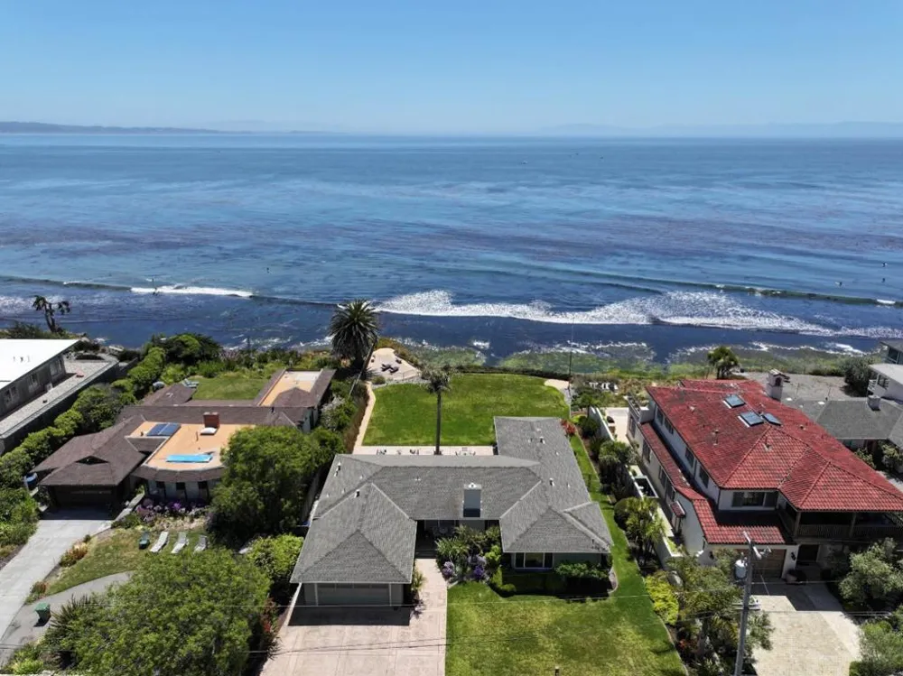 4120 Opal Cliff Drive Santa Cruz, CA 95062