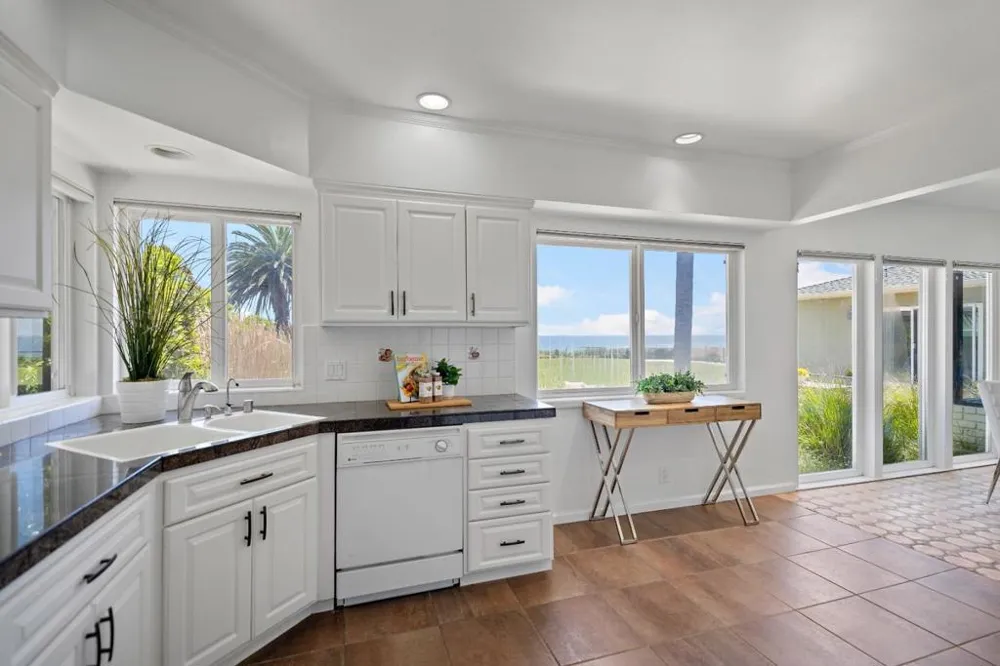 4120 Opal Cliff Drive Santa Cruz, CA 95062