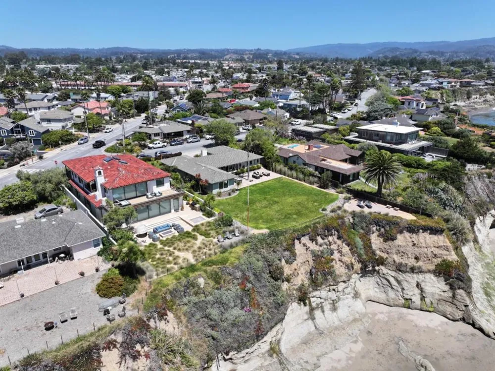 4120 Opal Cliff Drive Santa Cruz, CA 95062