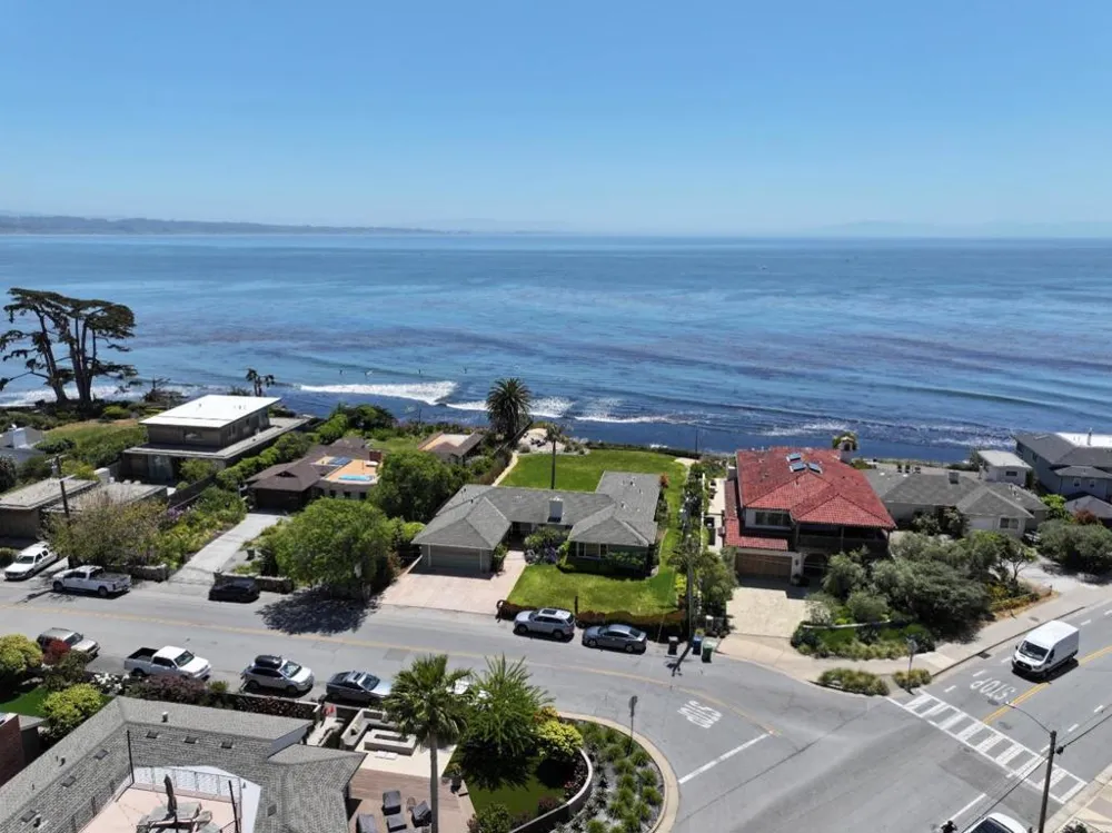4120 Opal Cliff Drive Santa Cruz, CA 95062