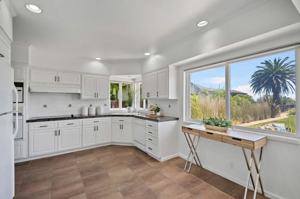 4120 Opal Cliff Drive Santa Cruz, CA 95062